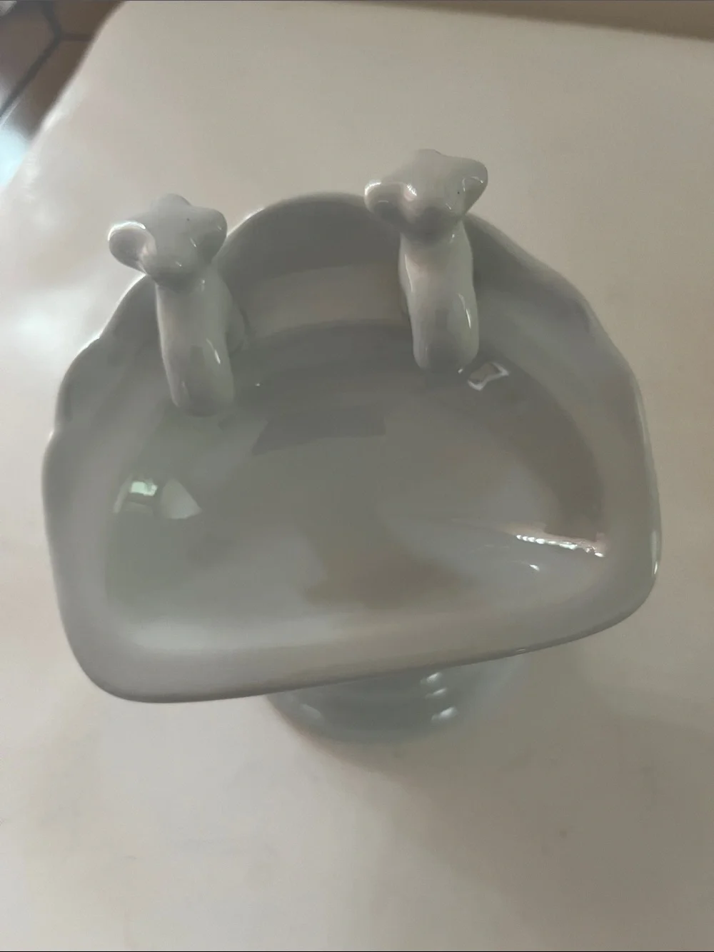 Vintage look Sink with Faucets Ceramic Footed Soap Dish plus 3 boxes guest soaps